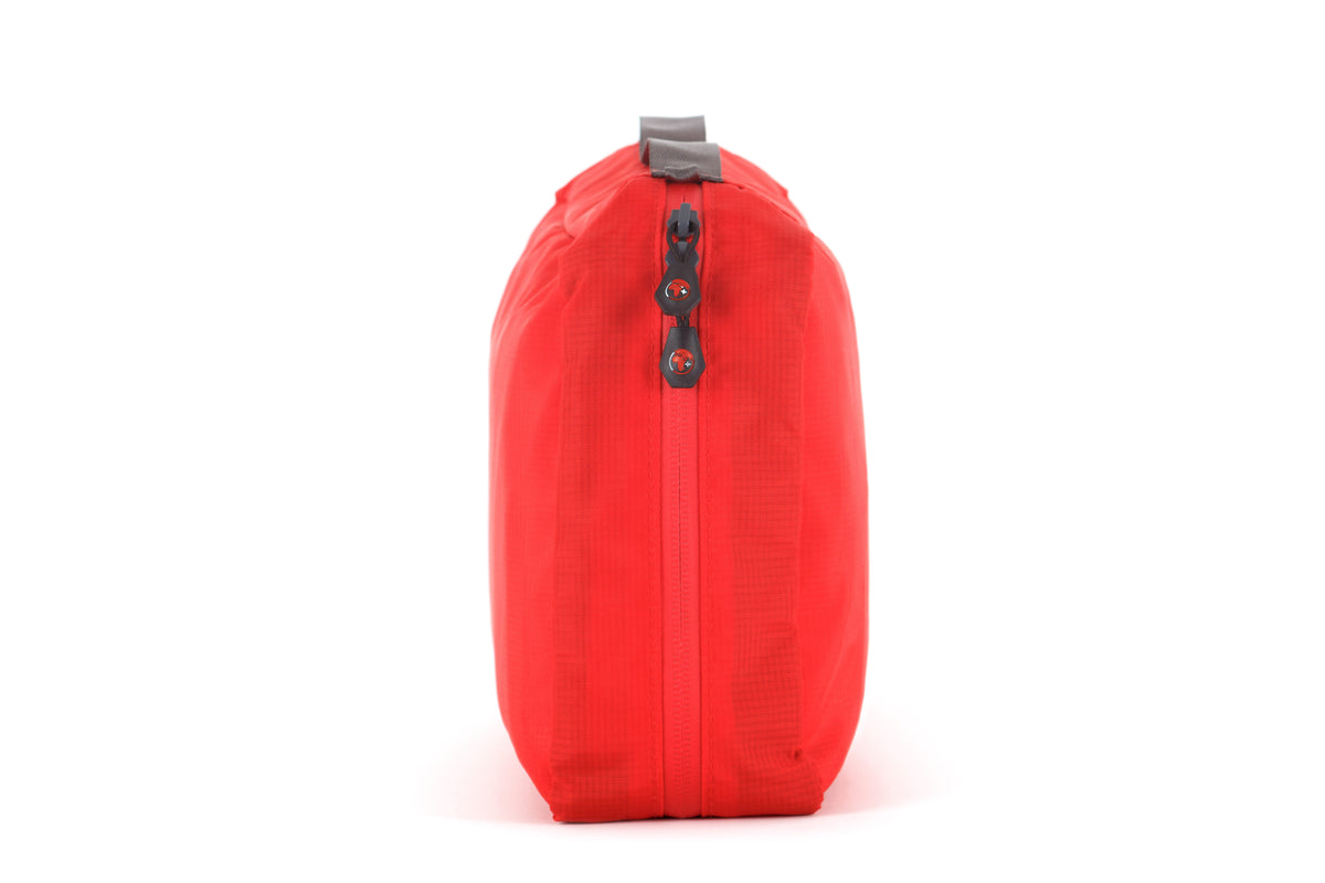 Lifesystems Mountain Leader Pro First Aid Kit